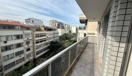 Apartamento à venda com 4 quartos, sendo 1 suíte,  em Tijuca, Rio de Janeiro, RJ