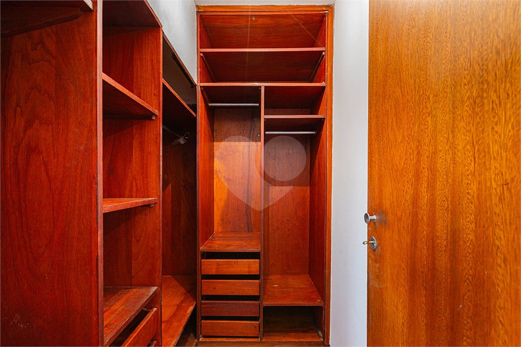 Apartamento à venda ou para alugar com 3 quartos, sendo 1 suíte, em Itaim Bibi, São Paulo, SP