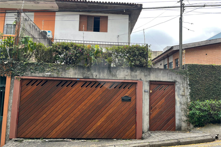 Sobrado à venda com 3 quartos, sendo 1 suíte, em Morumbi, São Paulo, SP