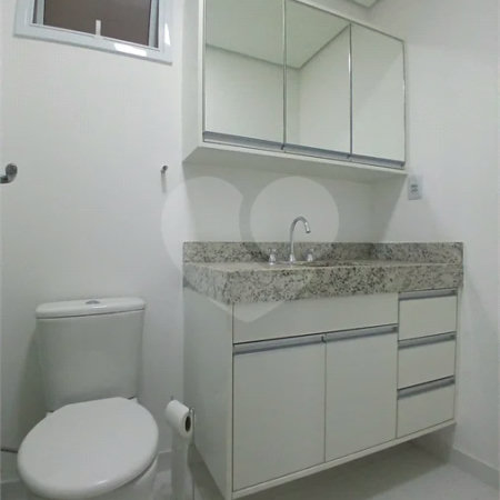 Apartamento de 2 quartos com planejados, sacada e lazer completo| Condomínio| São Roque