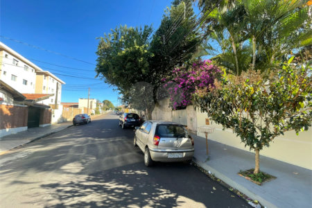 Casa térrea disponível para venda no Jardim Bandeirantes