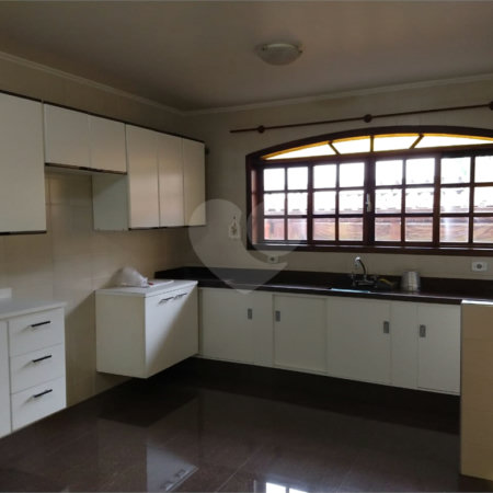 Casa à venda com 3 quartos, sendo 1 suíte, em Vila Irmãos Arnoni, São Paulo, SP