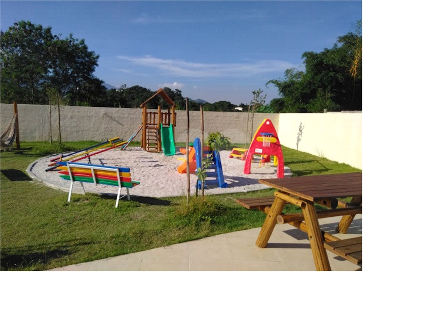 Apartamento à venda ou para alugar com 2 quartos em Campo Grande, Rio de Janeiro, RJ