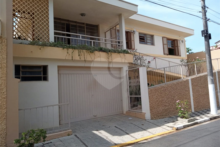 Casa à venda com 3 quartos no Centro, Serra Negra, SP