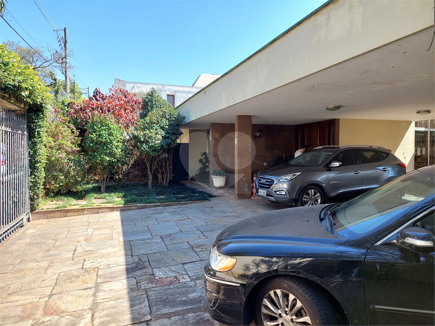 Casa à venda com 3 suítes em Jardim Leonor, São Paulo, SP