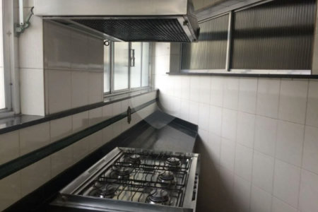 Sobrado à venda com 4 quartos em Santana, São Paulo, SP