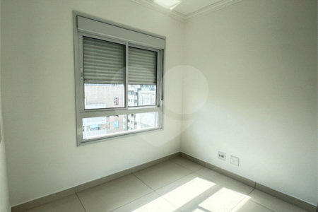 Apartamento à venda com 3 quartos, sendo 1 suíte, em Pinheiros, São Paulo, SP
