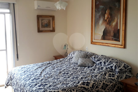 Apartamento à venda com 3 quartos, sendo 2 suítes, em Campo Belo, São Paulo, SP