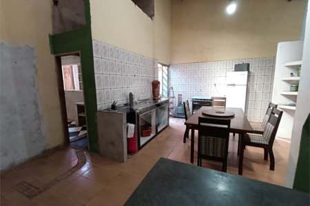Casa à venda com 4 quartos, sendo 1 suíte, em Vila Belo Horizonte, Itapetininga, SP