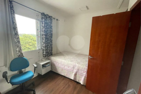 Casa à venda com 2 suítes no condomínio Cotia, Cotia - SP