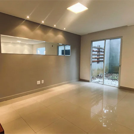 Casa à venda com 3 suítes no condomínio Vilas 2, São Paulo - SP