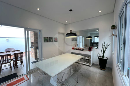 Casa à venda com 3 quartos, sendo 1 suíte,  no condomínio Golden Park Residence, Sorocaba - SP