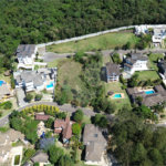 Terreno à venda no condomínio Suíça da Cantareira, Mairiporã - SP