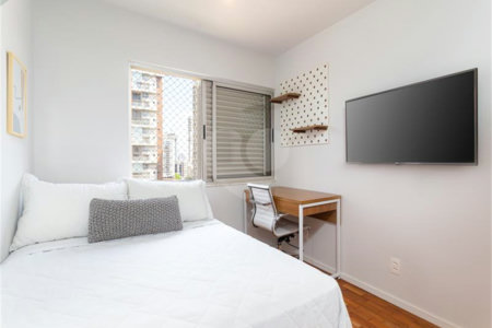 Apartamento à venda com 4 quartos, sendo 1 suíte, em Vila Cordeiro, São Paulo, SP