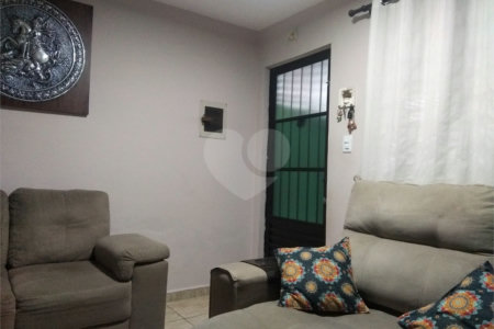 Sobrado à venda com 3 quartos em Água Fria, São Paulo, SP