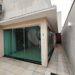 Sobrado à venda com 3 quartos, sendo 2 suítes, em Jardim Itália, Itapetininga, SP
