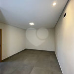 Casa à venda com 3 quartos, sendo 1 suíte,  em Portal do Bosque, Louveira, SP