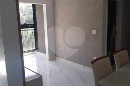 Apartamento à venda com 3 quartos, sendo 1 suíte, em Vila Domingues, Votorantim, SP