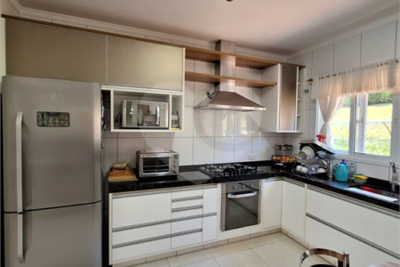 Casa à venda com 3 suítes em Bosque, Vinhedo, SP
