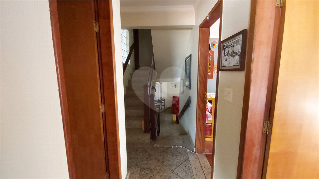 Sobrado à venda com 7 quartos, sendo 2 suítes, em Jardim Marajoara, São Paulo, SP