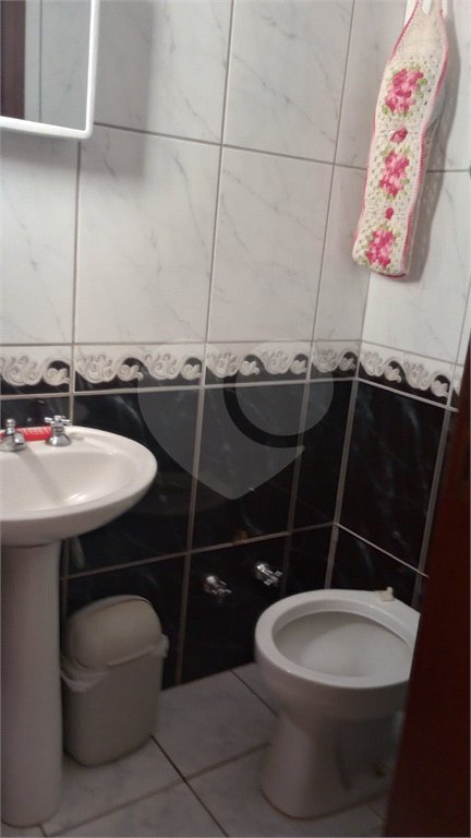 Casa à venda com 4 quartos, sendo 1 suíte, em Nova Vinhedo, Vinhedo, SP