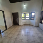Casa à venda ou para alugar com 3 quartos, sendo 1 suíte, no condomínio Terras de Vinhedo, Vinhedo - SP