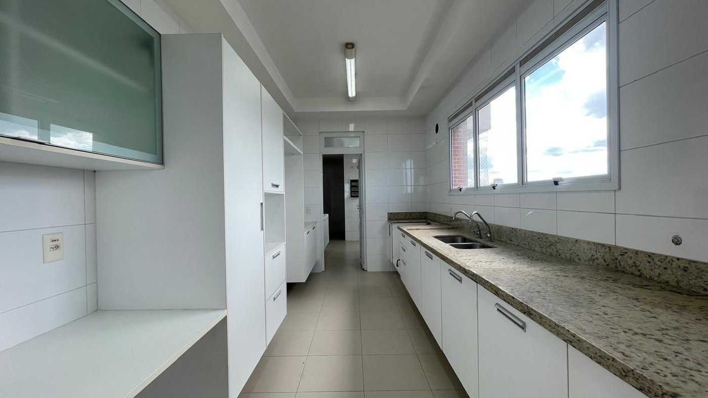 Apartamento com 4 dormitórios à venda, 274 m² por R$ 4.690.000,00 - Boqueirão - Santos/SP