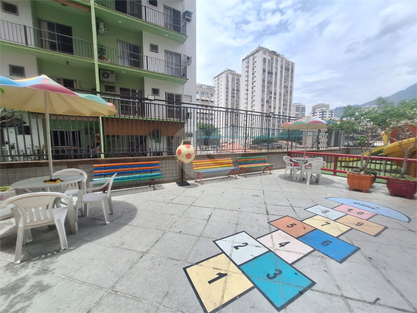 Apartamento à venda com 3 quartos, sendo 1 suíte,  em Vila Isabel, Rio de Janeiro, RJ