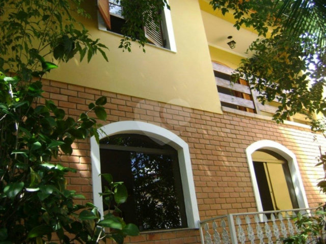 Sobrado à venda com 3 suítes em Vila Irmãos Arnoni, São Paulo, SP
