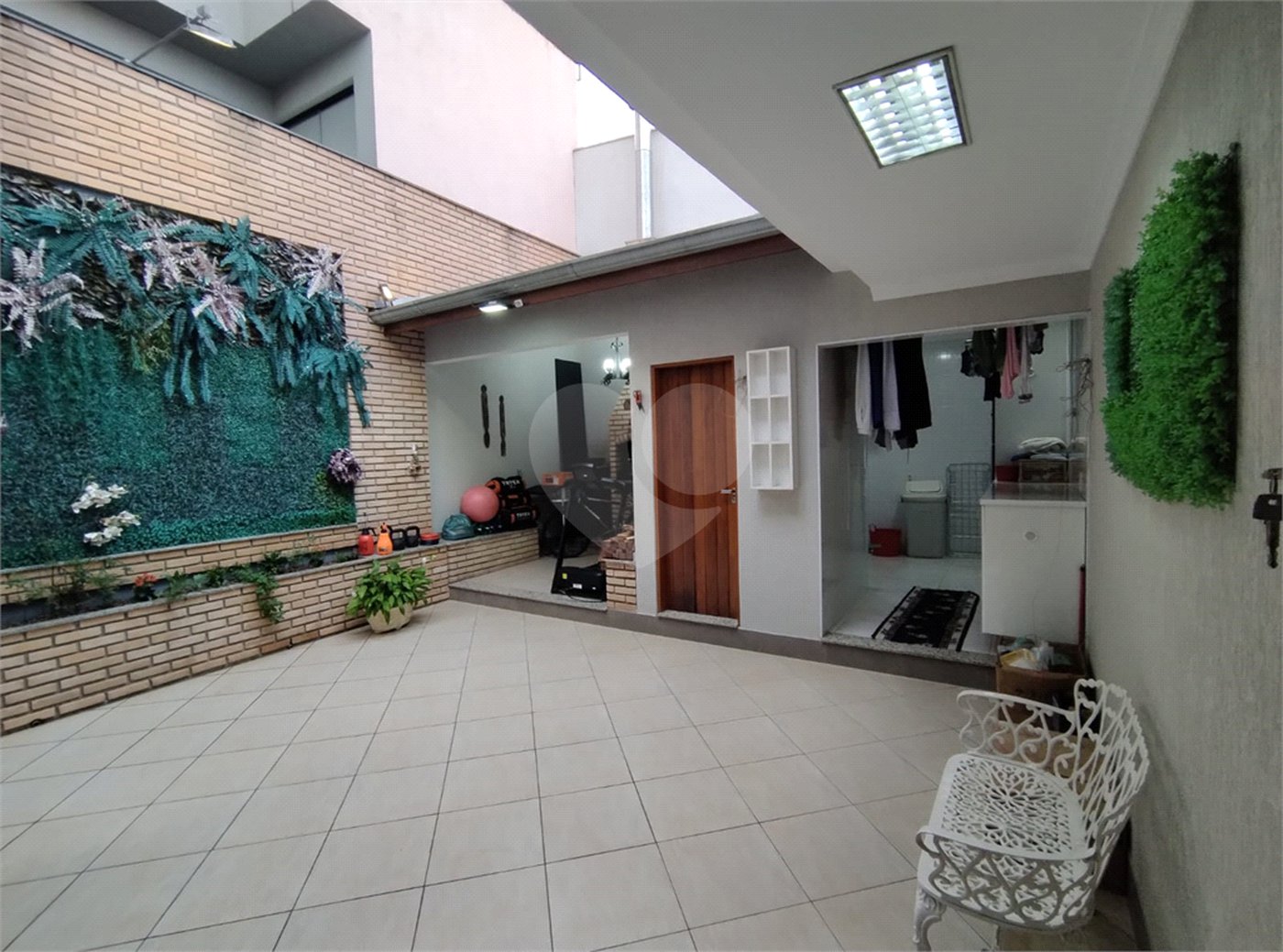 Casa à venda com 3 quartos, sendo 1 suíte,  em Santana, São Paulo, SP