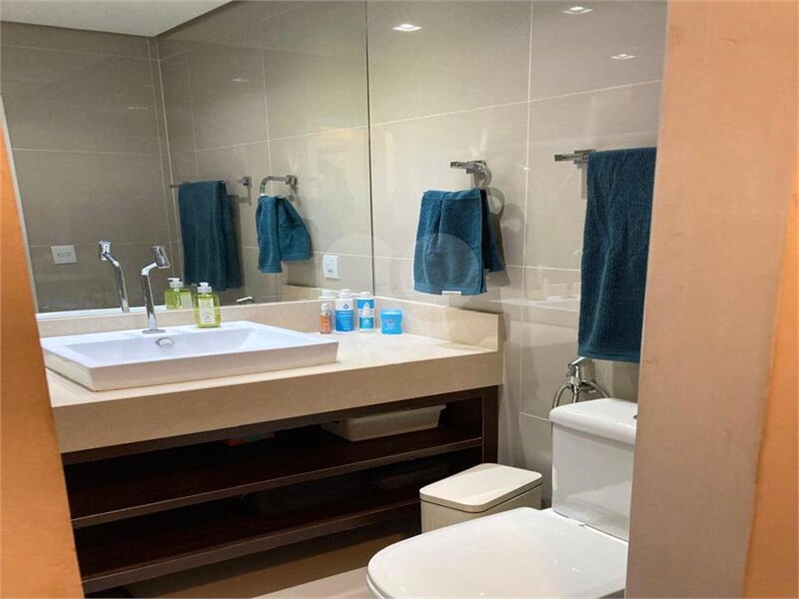 Casa à venda com 3 quartos, sendo 1 suíte, no condomínio Residencial Green Village, Indaiatuba - SP