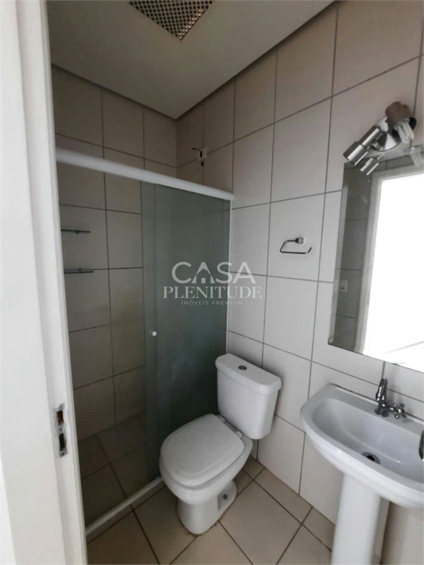 Casa em condomínio à venda com 2 quartos em Jardim Karolyne, Votorantim, SP