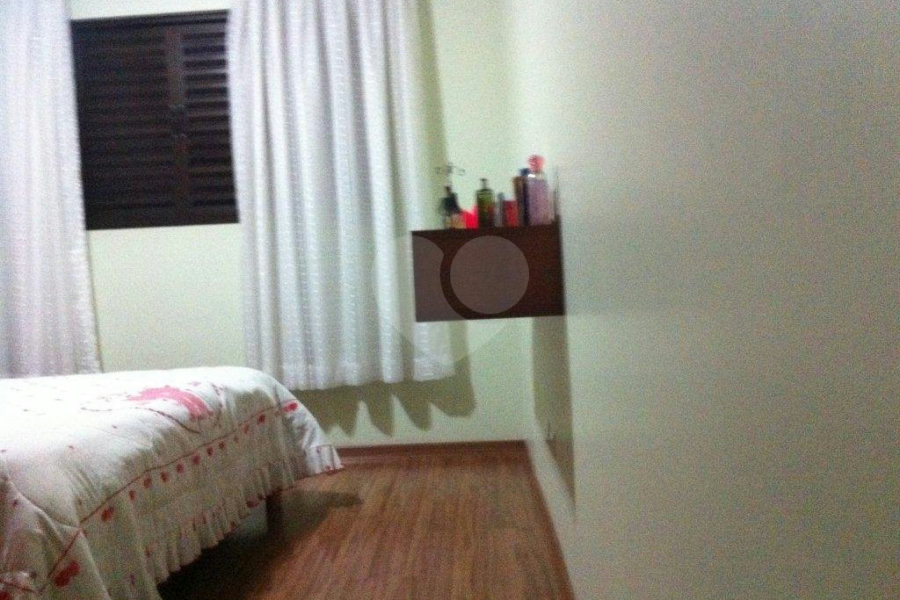 Sobrado à venda com 3 quartos, sendo 1 suíte, em Vila Guilherme, São Paulo, SP