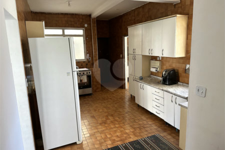 Apartamento à venda com 3 quartos, sendo 1 suíte, em Santa Cecília, São Paulo, SP
