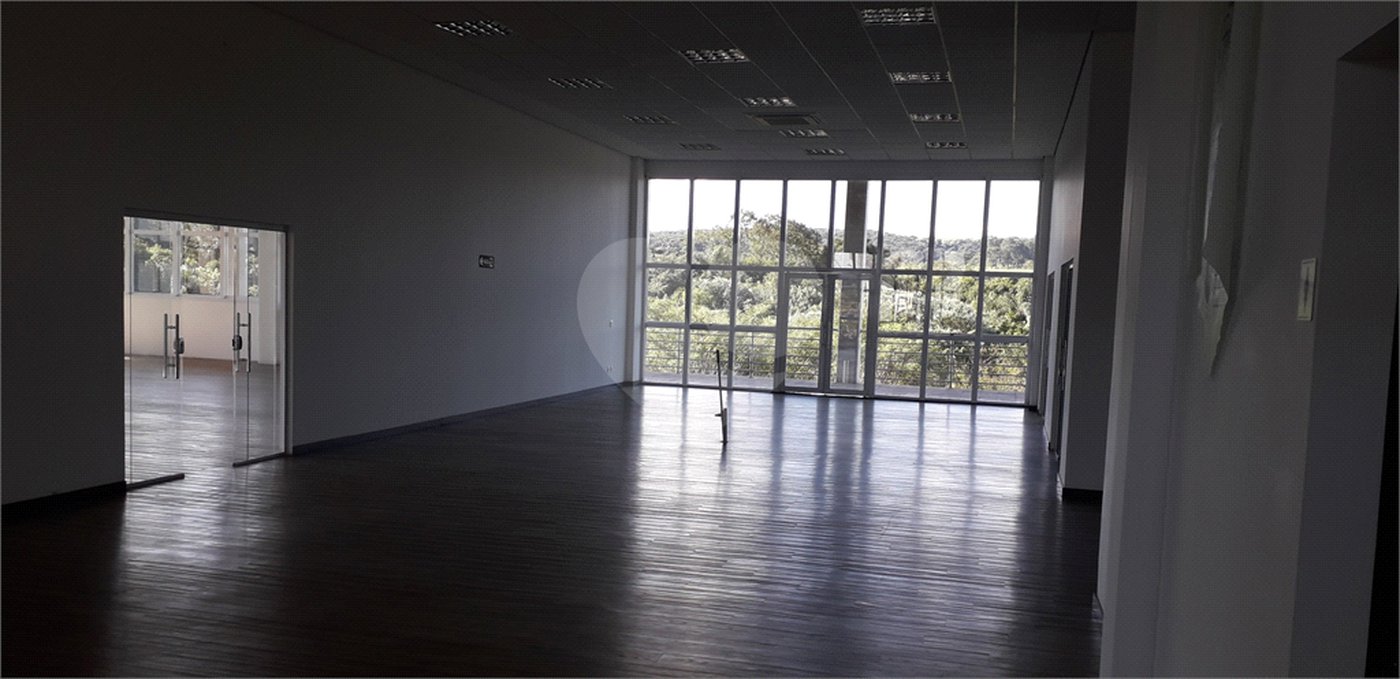 Prédio para alugar em Vila Salles, Atibaia, SP