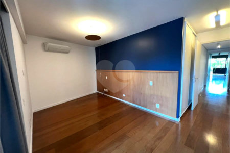 Imóvel 168m² Idea Zarvos com 3 suites, varanda na frente e na suíte, piscina, academia e 3 vagas Vila Madalena.