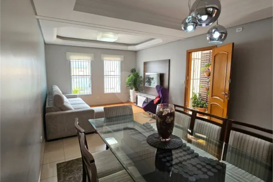 Sobrado à venda com 3 quartos, sendo 1 suíte, em Vila Pereira Barreto, São Paulo, SP