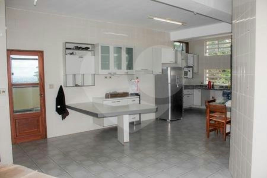 Casa à venda com 4 suítes em Tremembé, São Paulo, SP