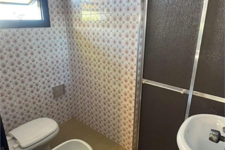 Casa à venda com 5 quartos, sendo 4 suítes, em Parque Maria Helena, São Paulo, SP
