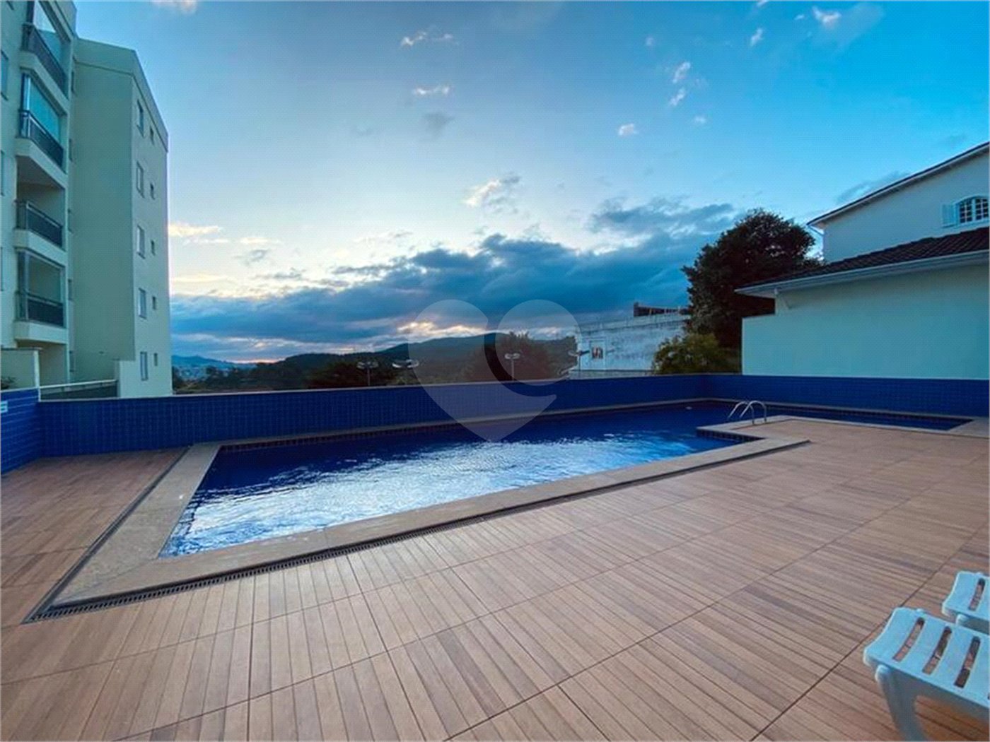 Apartamento à venda com 2 quartos em Horto, São Paulo, SP