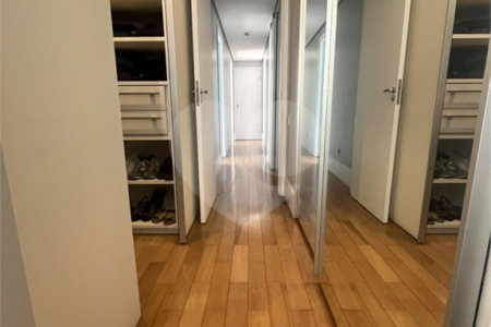 Apartamento à venda com 3 quartos, sendo 2 suítes, em Vila Mariana, São Paulo, SP