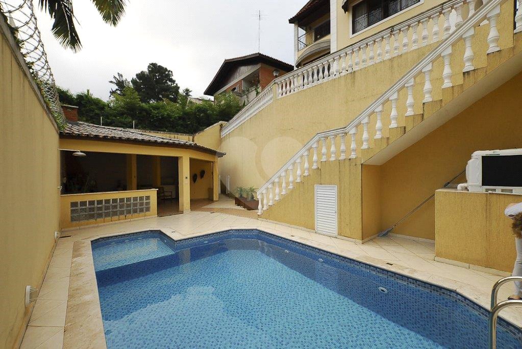 Casa à venda com 5 suítes em Jardim Marajoara, São Paulo, SP