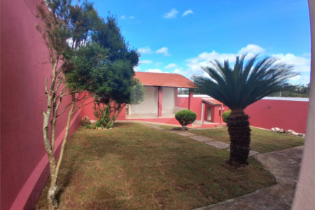 Sobrado à venda ou para alugar com 3 quartos, sendo 2 suítes,  em Parque Atenas do Sul, Itapetininga, SP