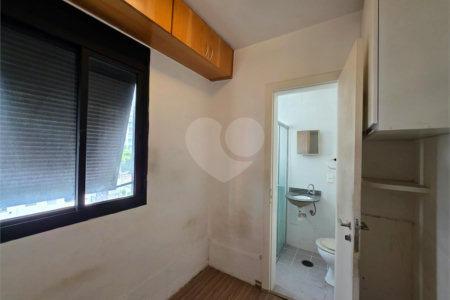 Apartamento à venda com 3 suítes em Vila Uberabinha, São Paulo, SP