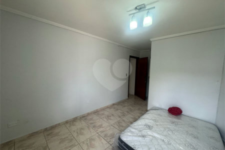 Casa à venda com 4 quartos, sendo 2 suítes, em Jardim Bela Vista, Guarulhos, SP