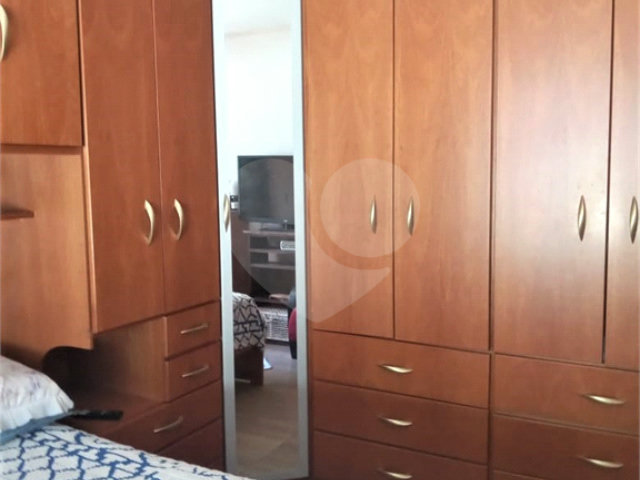 Sobrado à venda com 3 quartos, sendo 1 suíte,  em Vila Romero, São Paulo, SP