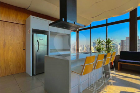 Apartamento à venda com 1 quarto em Jardim das Acácias, São Paulo, SP