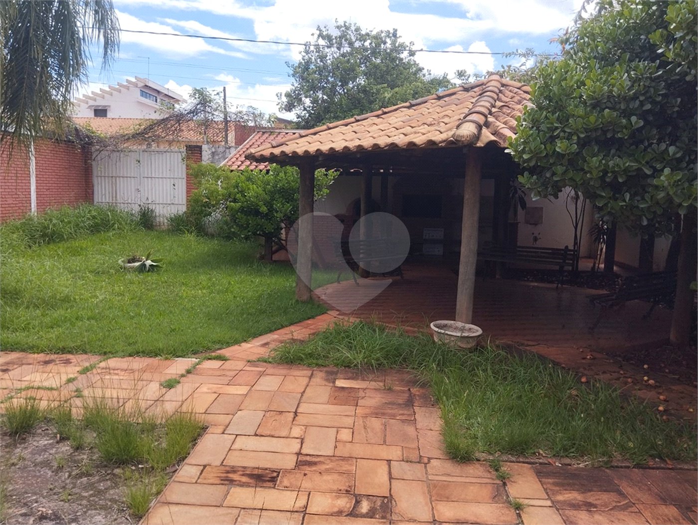 Casa à venda com 5 quartos, sendo 3 suítes, em Vila Sedenho, Araraquara, SP