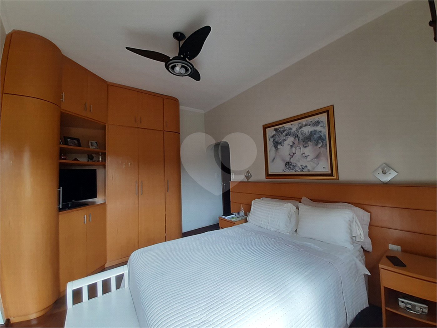 Casa à venda com 4 quartos, sendo 2 suítes,  em Jardim Floresta, São Paulo, SP