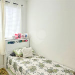 Apartamento à venda com 2 quartos em Vila Zat, São Paulo, SP